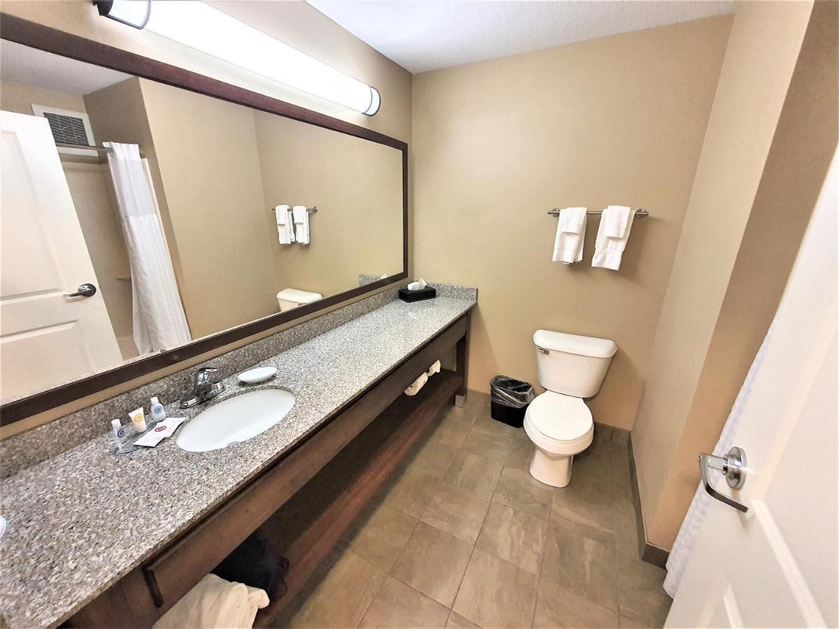Amerivu Inn And Suites - Chisago City Extérieur photo