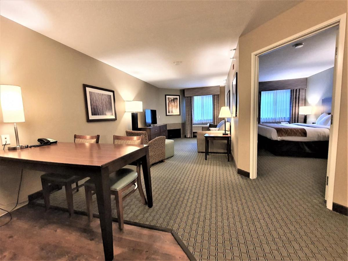 Amerivu Inn And Suites - Chisago City Extérieur photo